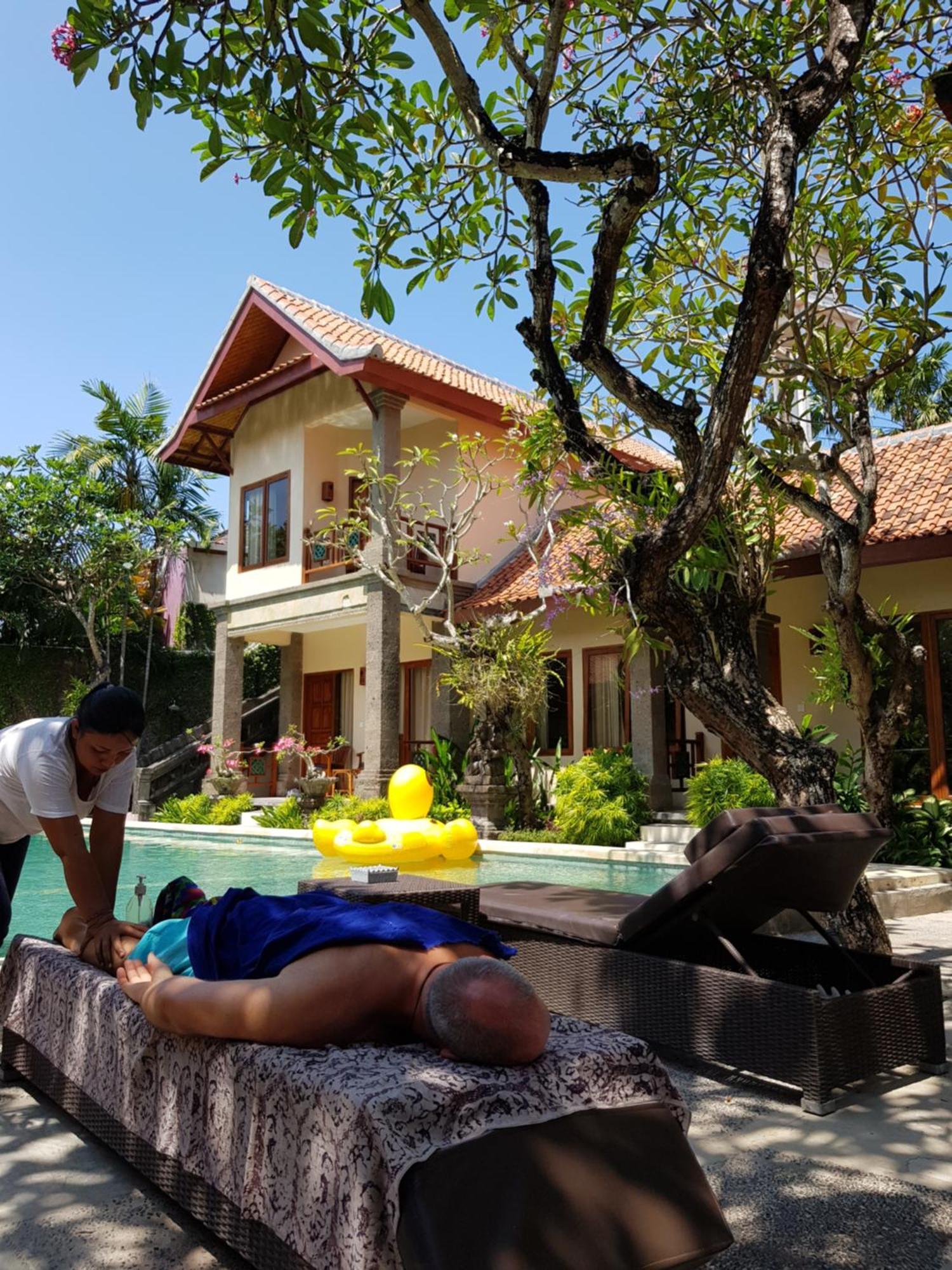 Puri Mesari Hotel Санур Экстерьер фото