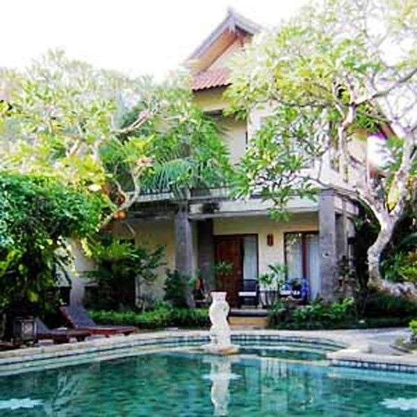 Puri Mesari Hotel Санур Экстерьер фото