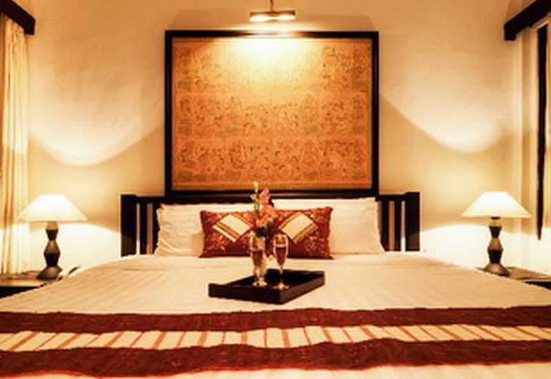 Puri Mesari Hotel Санур Экстерьер фото